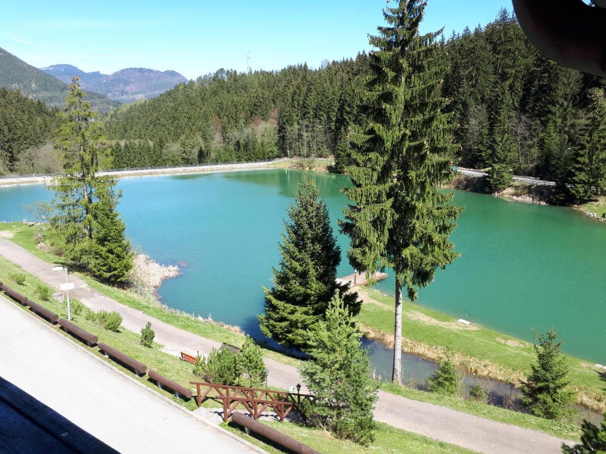 Hrabovo Alzbeta 16 Apartment รูชอมแบรอค ภายนอก รูปภาพ