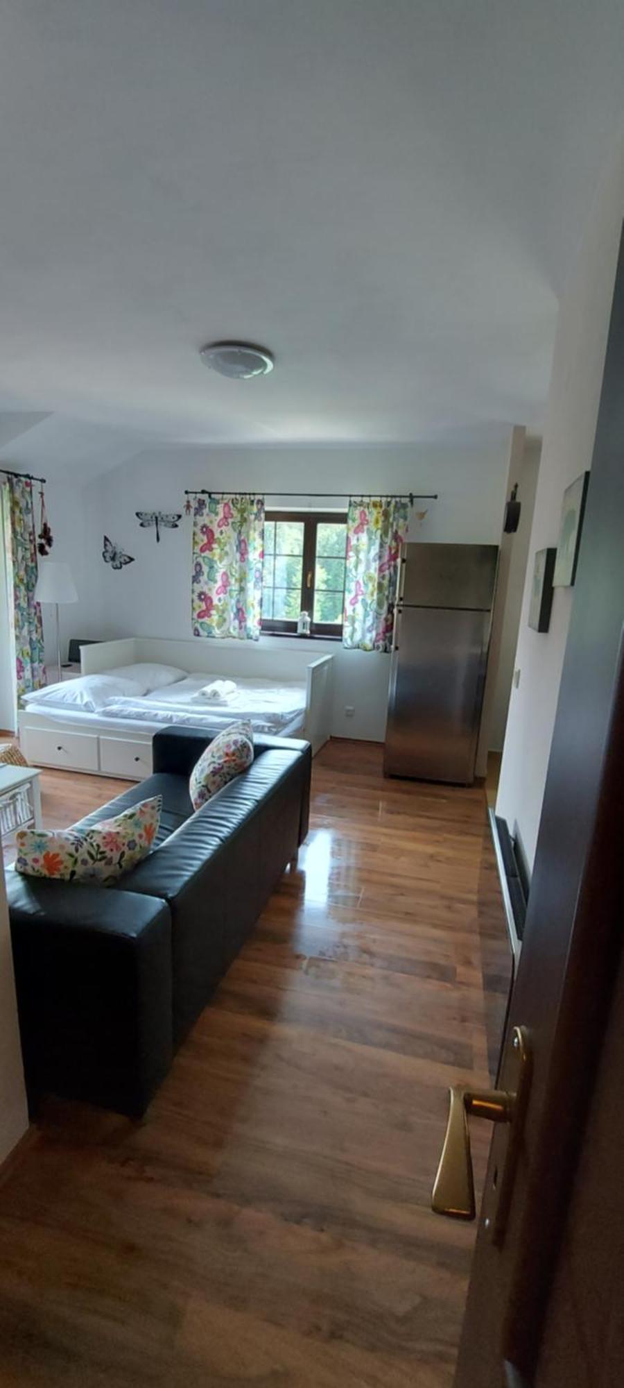 Hrabovo Alzbeta 16 Apartment รูชอมแบรอค ภายนอก รูปภาพ