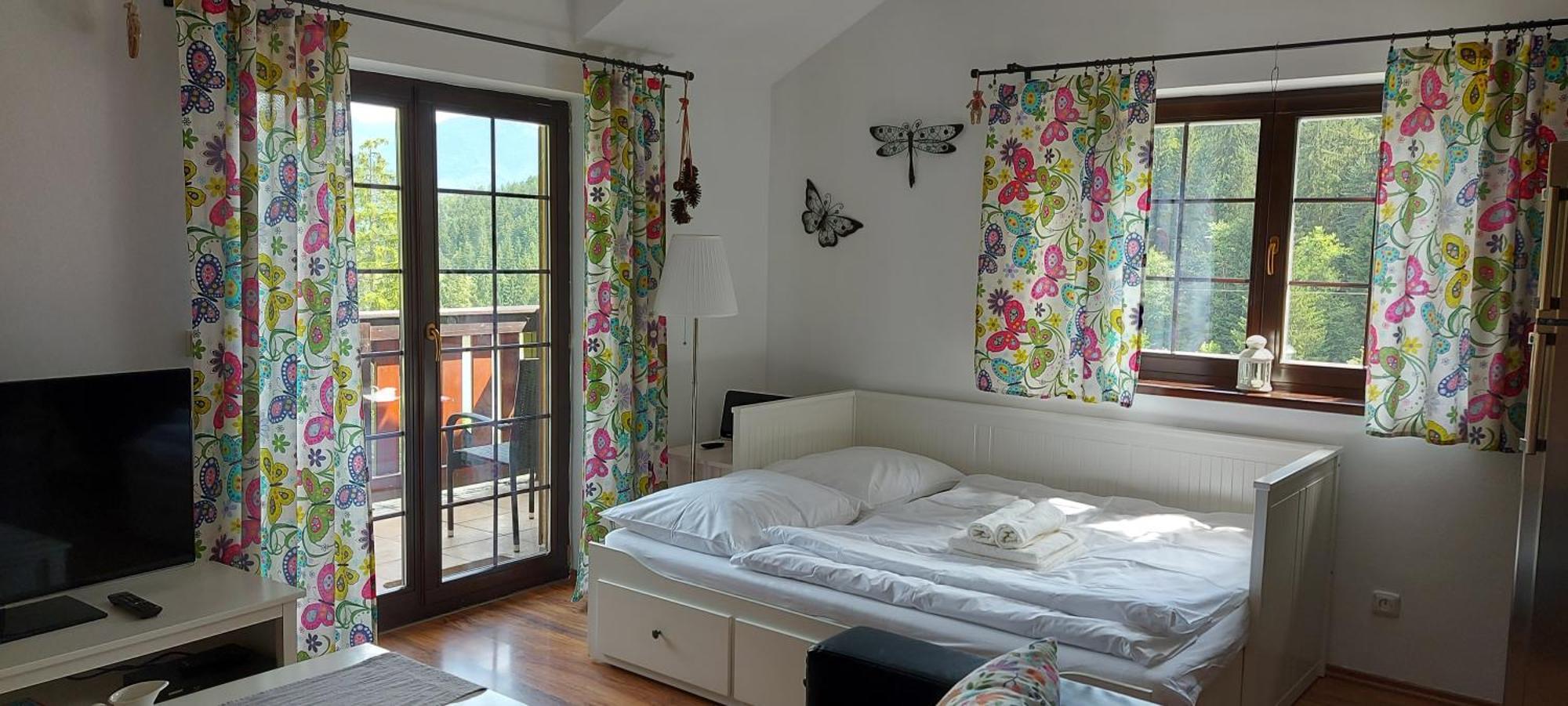 Hrabovo Alzbeta 16 Apartment รูชอมแบรอค ภายนอก รูปภาพ