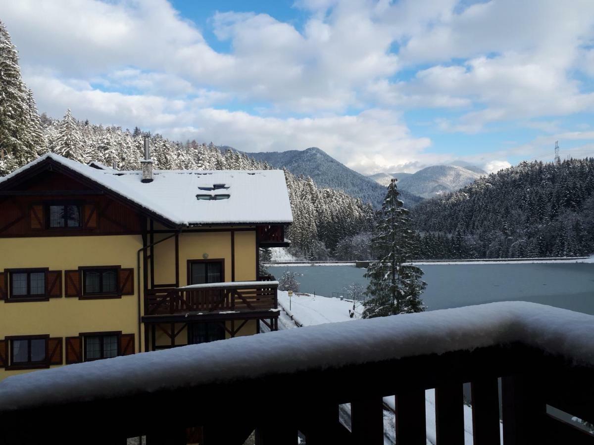 Hrabovo Alzbeta 16 Apartment รูชอมแบรอค ภายนอก รูปภาพ