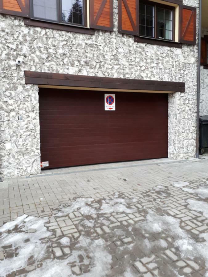 Hrabovo Alzbeta 16 Apartment รูชอมแบรอค ภายนอก รูปภาพ