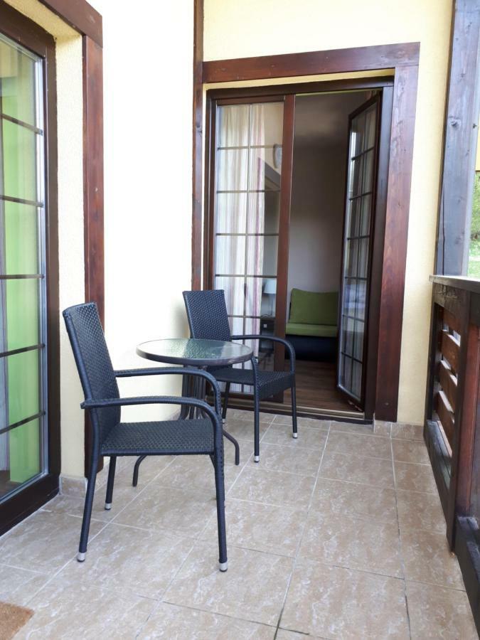 Hrabovo Alzbeta 16 Apartment รูชอมแบรอค ภายนอก รูปภาพ
